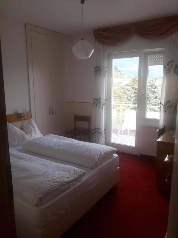 Hotel Lux Merano Bagian luar foto