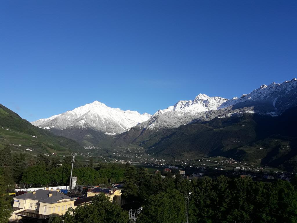 Hotel Lux Merano Bagian luar foto