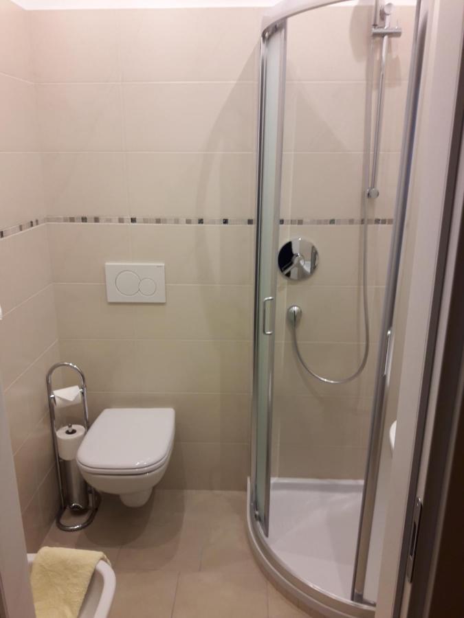 Hotel Lux Merano Bagian luar foto